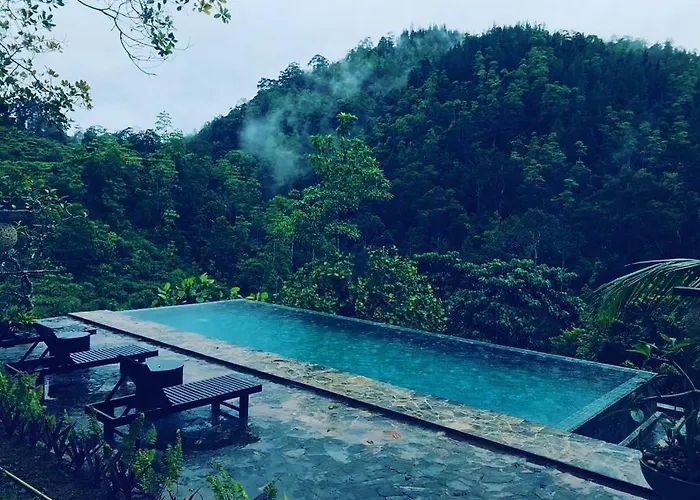 Jansen\'S Bungalow Sinharaja Rainforest Retreat