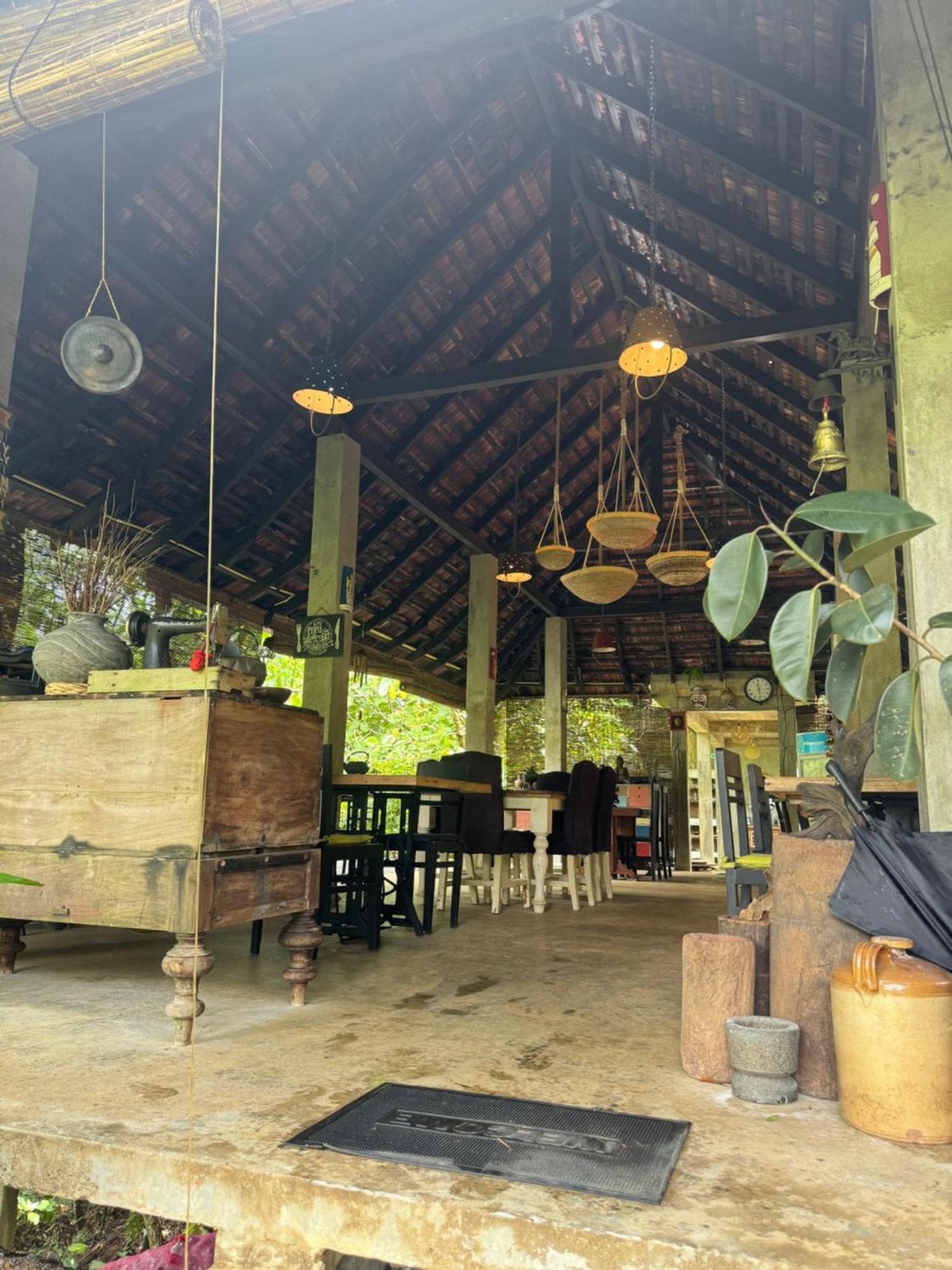 Jansen's Sinharaja Rainforest Retreat Resort